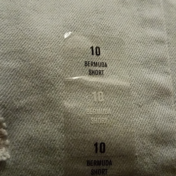 NWT Womens R1893 Bermuda Shorts - Picture 5 of 5